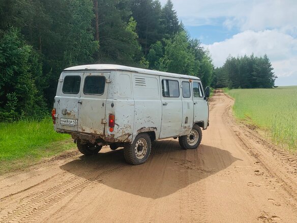 2004 УАЗ 3909, белый, 120000 рублей - вид 3