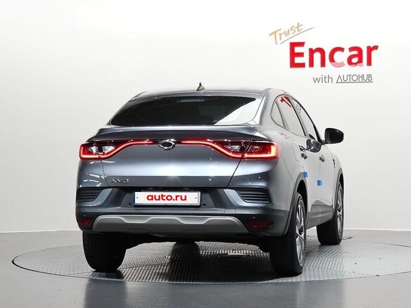 2023 Renault Samsung XM3, серый, 1700000 рублей - вид 3