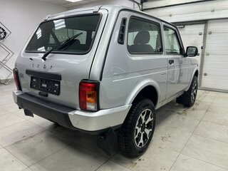 2026 Lada (ВАЗ) Niva Legend I, серебристый, 1275900 рублей, вид 4