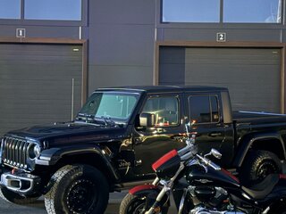 2023 Jeep Gladiator II (JT), чёрный, 6300000 рублей, вид 5