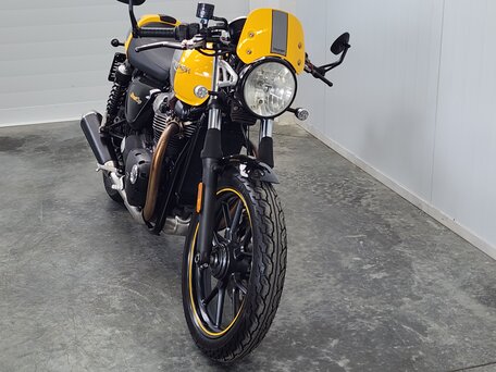 2018 Triumph Street Cup, жёлтый, 649000 рублей, вид 3