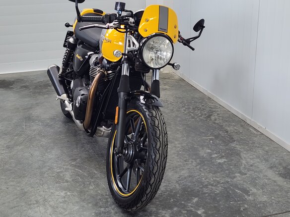 2018 Triumph Street Cup, жёлтый, 649000 рублей - вид 2