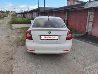 2011 Skoda Octavia DSG7 II (A5) Рестайлинг, белый, 790000 рублей, вид 5