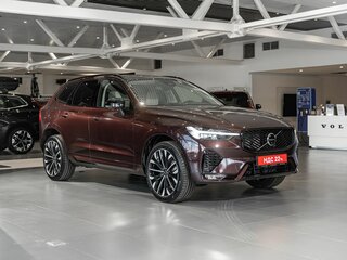 2026 Volvo XC60 II Рестайлинг 2, красный, 11400000 рублей, вид 2