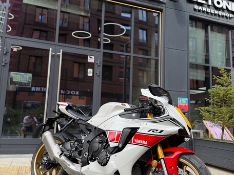 2022 Yamaha YZF-R1, белый, 2400000 рублей, вид 1