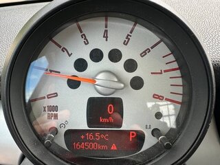 2012 Mini Hatch One II (R56) Рестайлинг, белый, 760000 рублей, вид 3