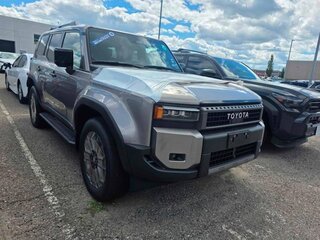 2026 Toyota Land Cruiser Prado 250 Series, серебристый, 13000000 рублей, вид 3