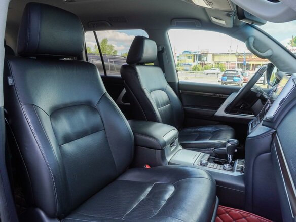 2015 Toyota Land Cruiser 200 Series Рестайлинг 2, чёрный, 5033000 рублей - вид 13