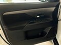 2018 Mitsubishi Outlander III Рестайлинг 2, белый, 1897000 рублей - вид 9