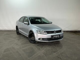 2013 Volkswagen Jetta VI, серебристый, 917000 рублей, вид 3