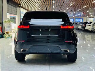 2023 Land Rover Range Rover Evoque L II, чёрный, 4372000 рублей, вид 4