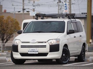 2022 Toyota Probox I Рестайлинг, белый, 1100000 рублей, вид 2