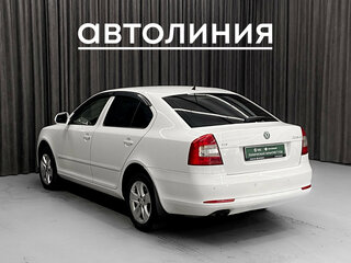 2012 Skoda Octavia II (A5) Рестайлинг, белый, 849000 рублей, вид 5