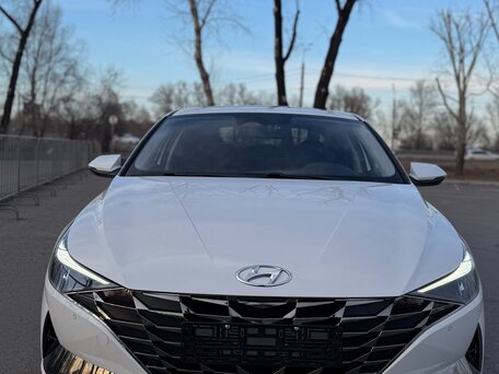 2023 Hyundai Elantra VII (CN7), белый, 1400000 рублей, вид 1