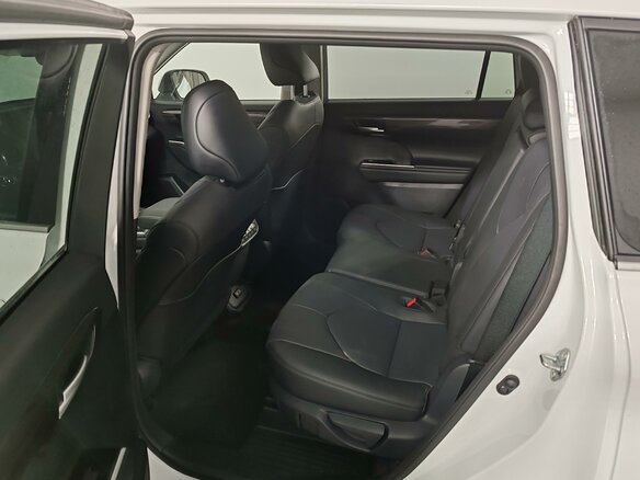 2026 Toyota Highlander IV (XU70), белый, 5790000 рублей - вид 18