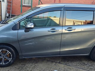2010 Honda Freed I, серый, 710000 рублей, вид 3