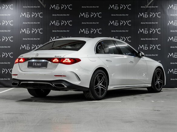 2025 Mercedes-Benz E-Класс 300 VI (W214, S214), белый, 10700000 рублей - вид 3