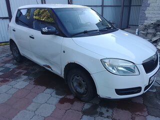 2009 Skoda Fabia II, белый, 265000 рублей, вид 2