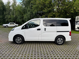 2017 Nissan NV200, белый, 2250000 рублей, вид 3