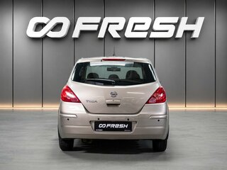 2011 Nissan Tiida I Рестайлинг, коричневый, 870000 рублей, вид 4