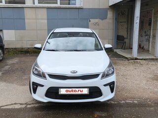 2017 Kia Rio IV, белый, 1300000 рублей, вид 1