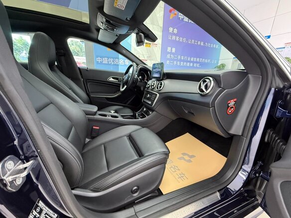 2019 Mercedes-Benz CLA 200 I (C117, X117) Рестайлинг, чёрный - вид 14