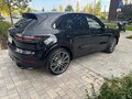 2019 Porsche Cayenne III, чёрный, 6298000 рублей - вид 3