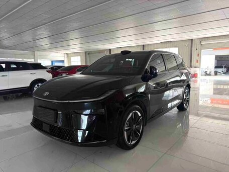 2026 Toyota bZ3X 58.3 kWh, серый, 2680900 рублей, вид 4