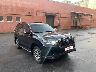 2021 Toyota Land Cruiser Prado 150 Series Рестайлинг 3, чёрный, 7500000 рублей, вид 1