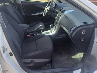 2010 Toyota Corolla X (E140, E150) Рестайлинг, белый, 970000 рублей, вид 5