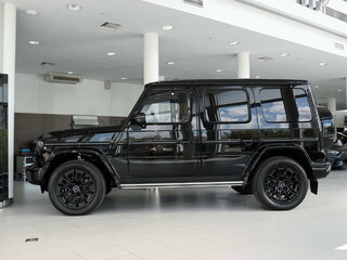 2025 Mercedes-Benz G-Класс 450 d III (W465) Рестайлинг, чёрный, 23200000 рублей, вид 3