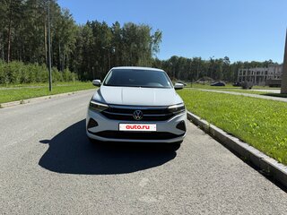 2022 Volkswagen Polo VI, белый, 1950000 рублей, вид 3