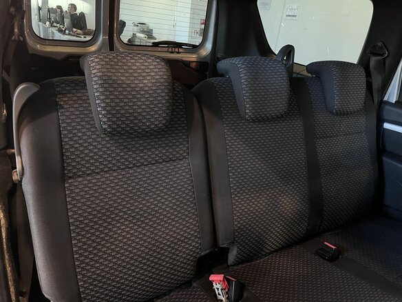 2012 Lada (ВАЗ) Largus I, серебристый, 537000 рублей - вид 30
