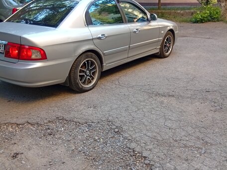 2006 Kia Magentis I Рестайлинг, серебристый, 320000 рублей, вид 4