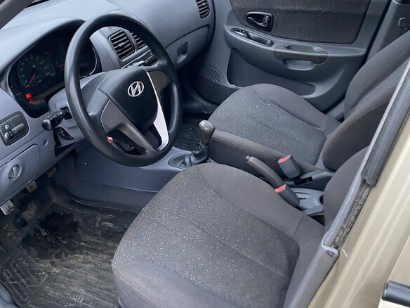 2005 Hyundai Accent ТагАЗ II, бежевый, 335000 рублей - вид 6