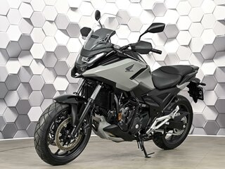 2025 Honda NC 750X, серый, 1277000 рублей, вид 2
