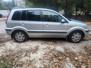 2007 Ford Fusion I Рестайлинг, серебристый, 600000 рублей, вид 2