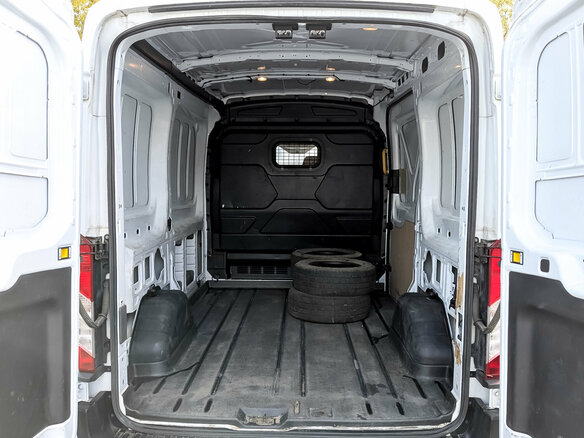 2021 Ford Transit, белый, 2615000 рублей - вид 9