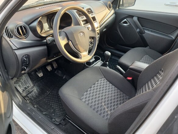 2024 Lada (ВАЗ) Granta I Рестайлинг, белый, 970000 рублей - вид 3