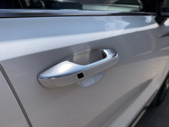 2021 Kia Sorento IV, белый, 3050000 рублей - вид 3