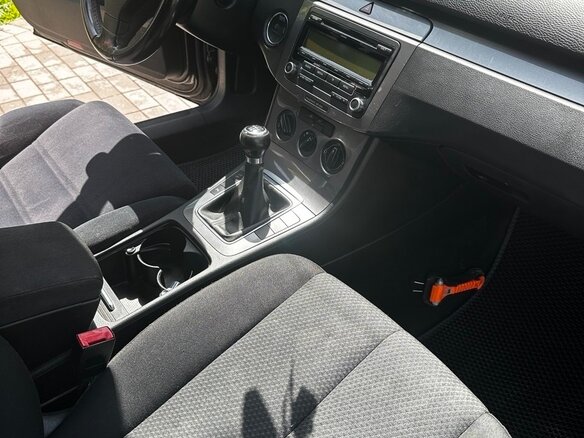 2008 Volkswagen Passat B6, коричневый, 650000 рублей - вид 5