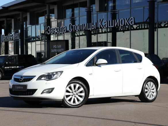 2010 Opel Astra J, белый, 520000 рублей