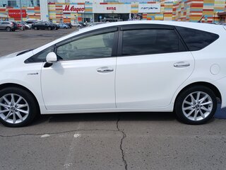 2015 Toyota Prius Alpha I (ZVW40/41) Рестайлинг, белый, 1200000 рублей, вид 5