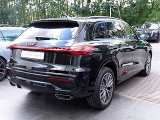 2026 Audi Q5 L III (GU), чёрный, 6300000 рублей, вид 5