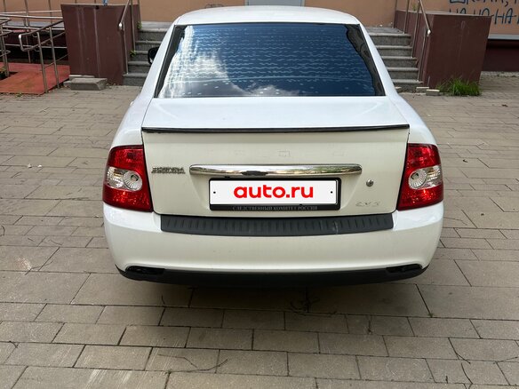 2008 Lada (ВАЗ) Priora I, белый, 290000 рублей - вид 2