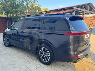 2022 Kia Carnival IV, серый, 4800000 рублей, вид 5