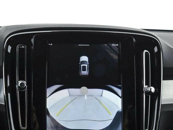 2026 Volvo XC40 I Рестайлинг, чёрный, 4670000 рублей - вид 11