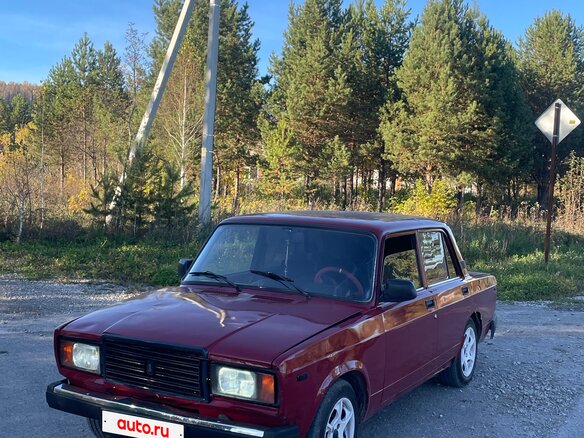 2002 Lada (ВАЗ) 2107, красный, 65000 рублей
