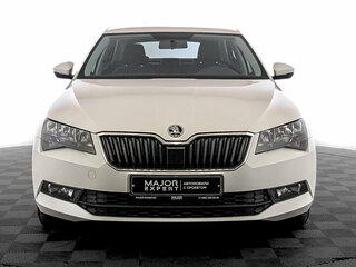 2019 Skoda Superb III, белый, 2385000 рублей, вид 2