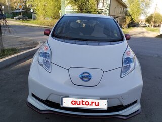 2015 Nissan Leaf 30kWh I (ZE0/AZE0), белый, 1100000 рублей, вид 1